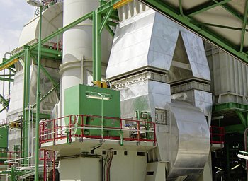 Ventilatoren hinter Nasswäscher mit gemeinsamer Ölversorgungsanlage in einer Düngemittelanlage